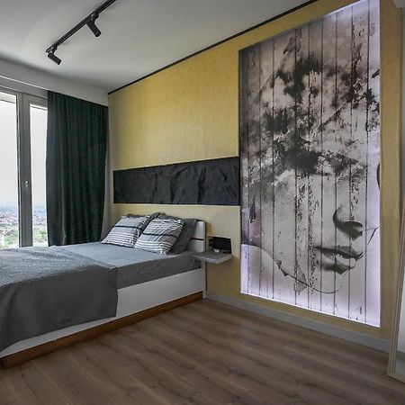 Alfred Sky Smart Apartment 29Th Spa Included スコピエ エクステリア 写真