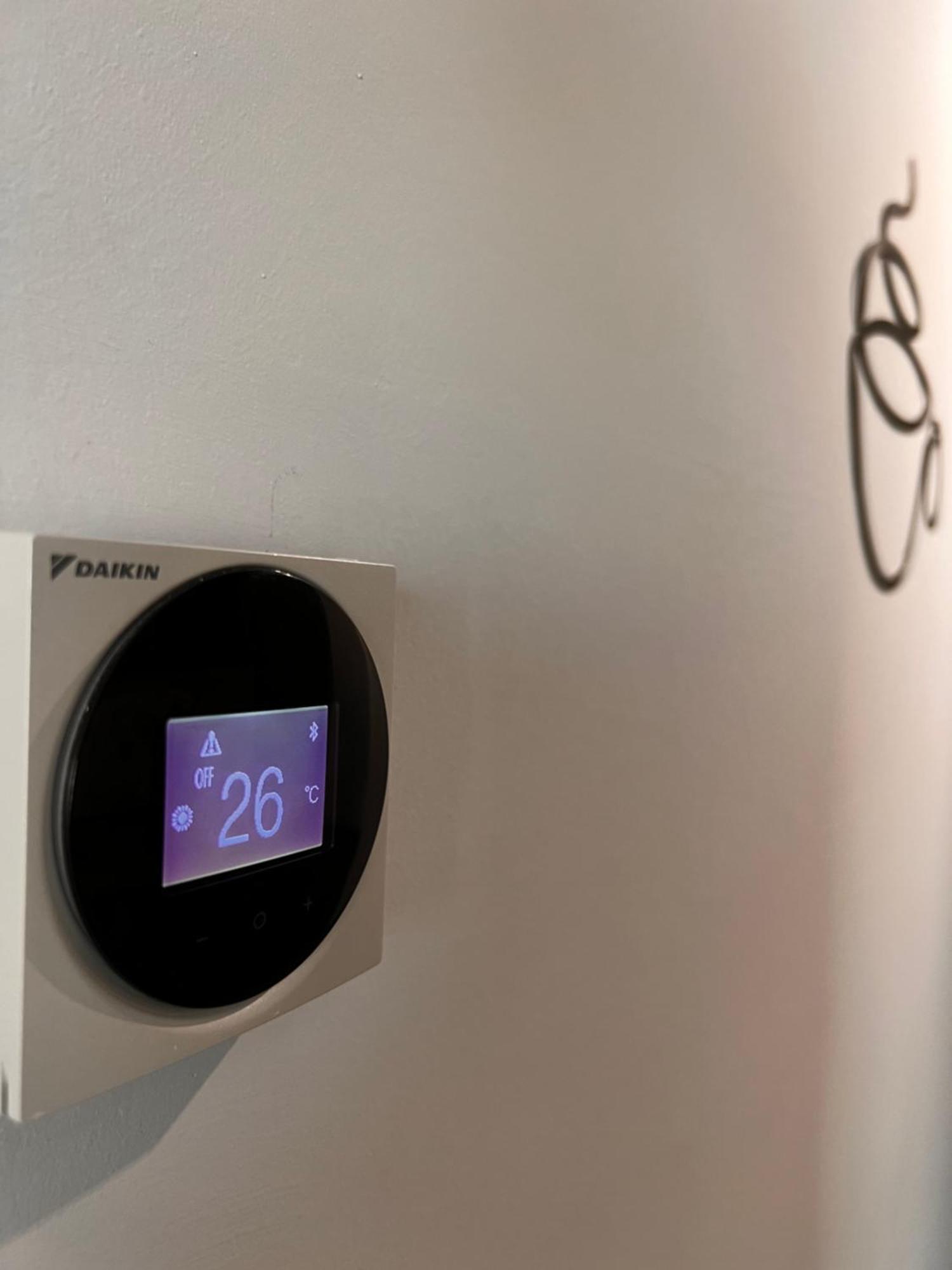Alfred Sky Smart Apartment 29Th Spa Included スコピエ エクステリア 写真